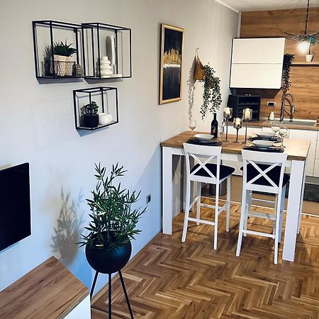 Top Apartman سومبور المظهر الخارجي الصورة