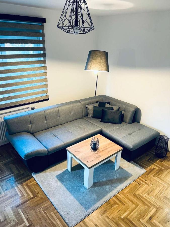 Top Apartman سومبور المظهر الخارجي الصورة
